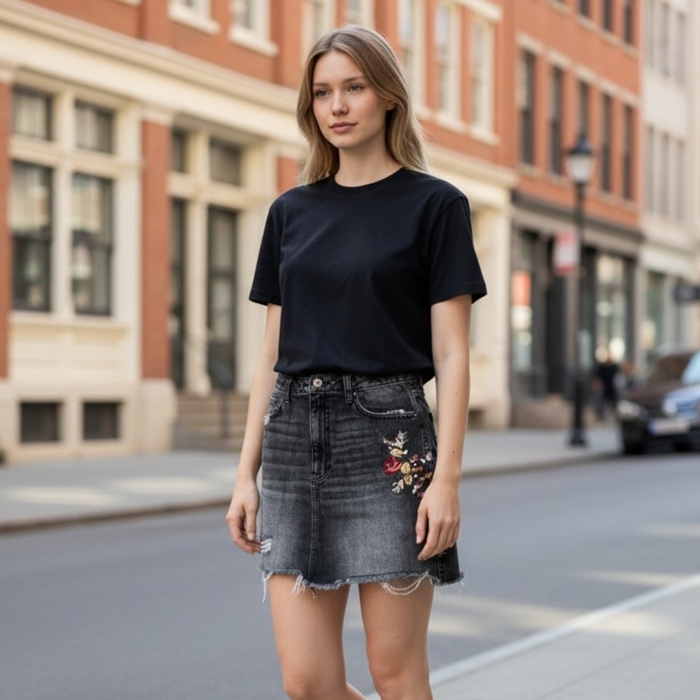 Abercrombie & Fitch Skirt Size 31 Faded BlackCut Off Mini Embroidered Distressed